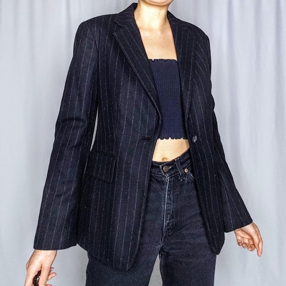SOLD Y2K pinstripe vintage blazer - Picture 7 of 7